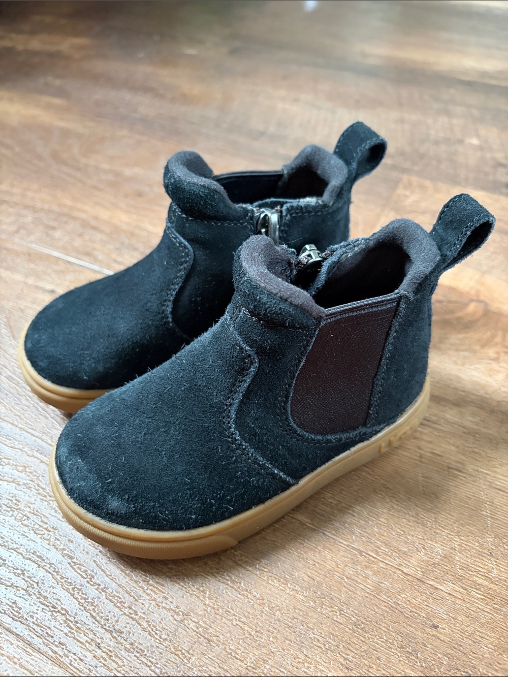 UGG Toddler Hamden II Boots in Black Suede